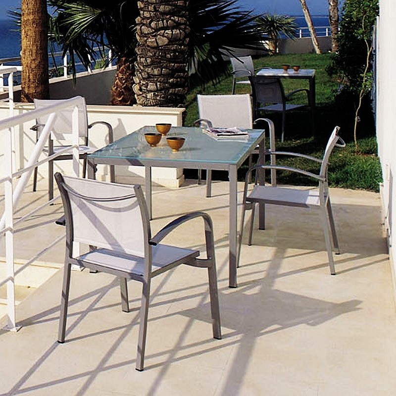 Uno Aluminum Sling Chairs, Tables