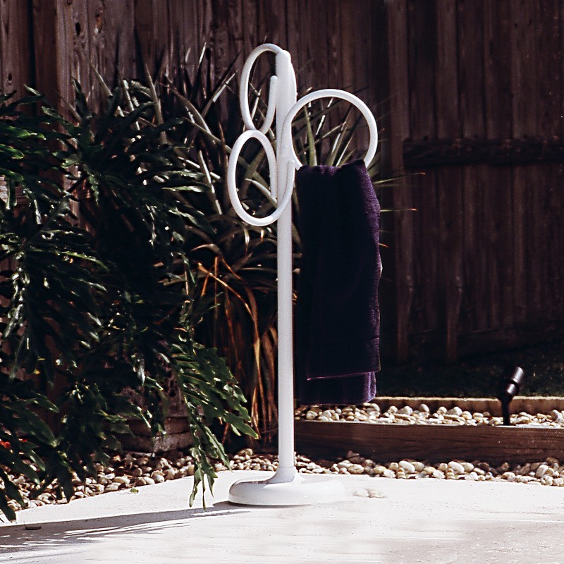 Pool & Beach: Poolside Accessories: Poolside Towel Holder Loops