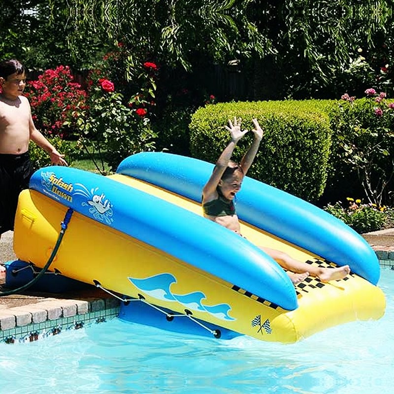 Pool & Beach: Water Slides