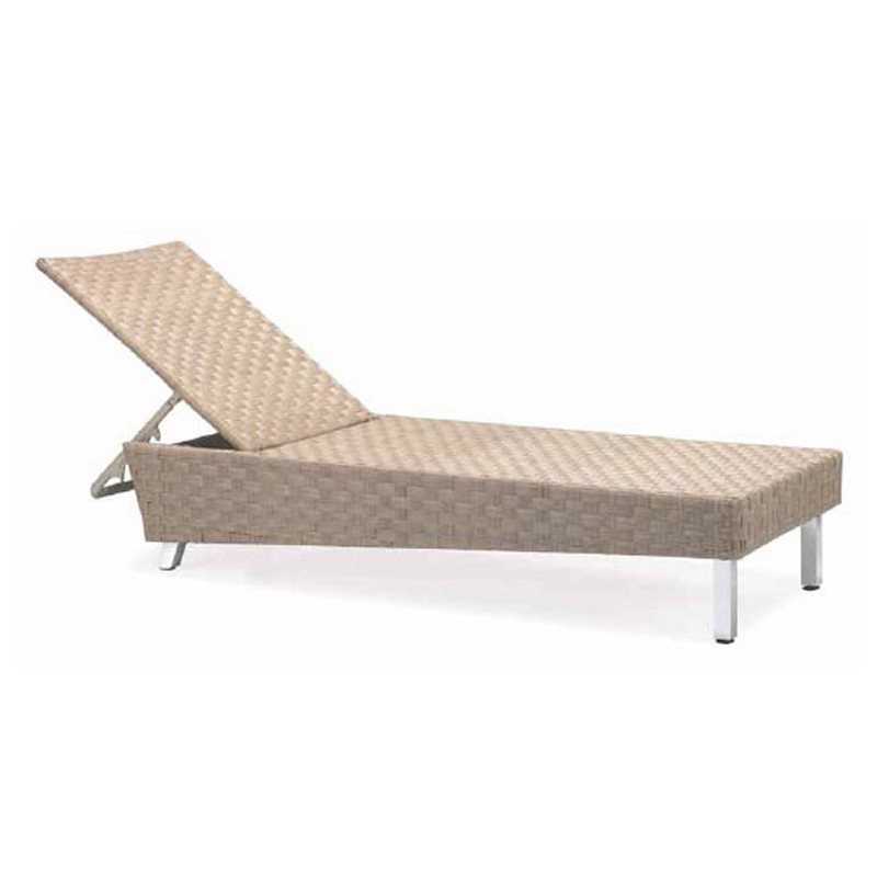 Nuevo Rio Outdoor Chaise Lounge