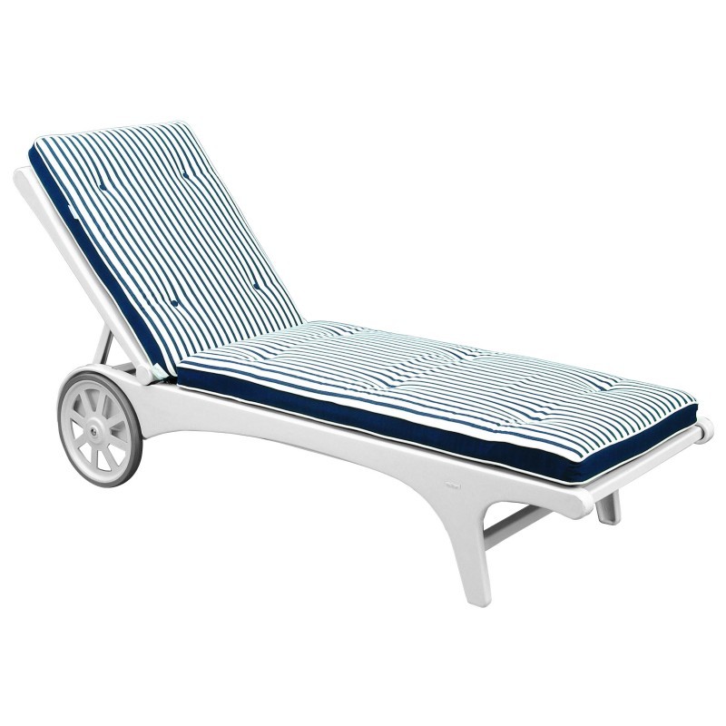 Riviera Outdoor Chaise Lounge