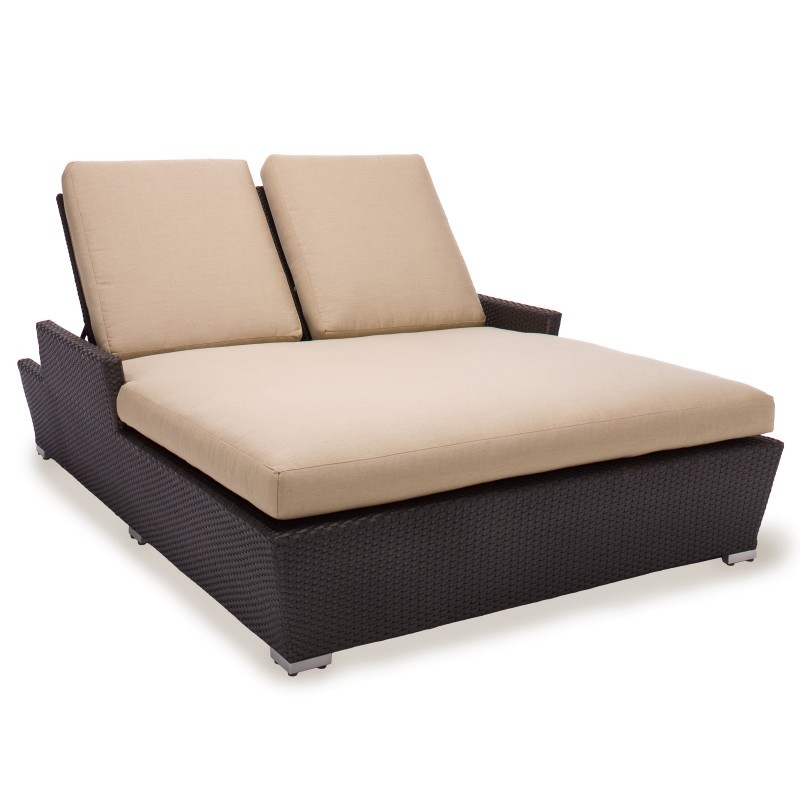 Maxime Wicker Chaise Lounge Double