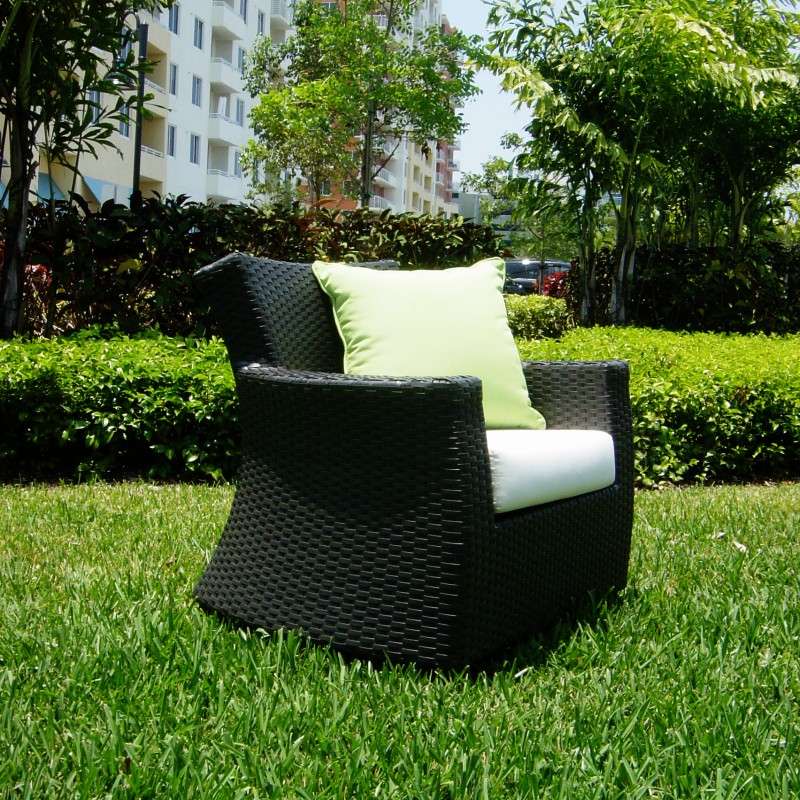 Verona Club Chair alternative photo