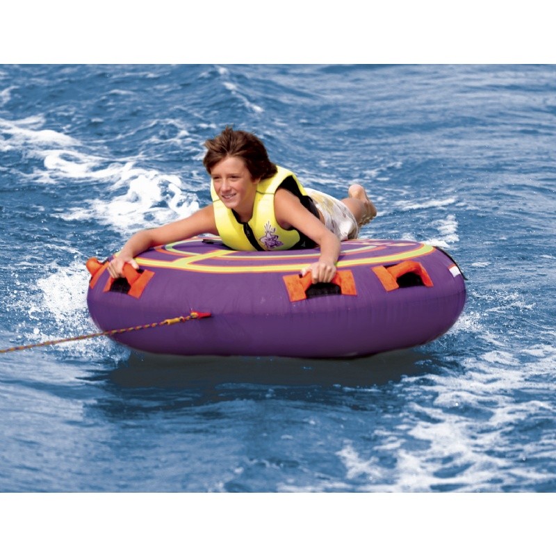 Strike Towable Tube with Aqua Zooka