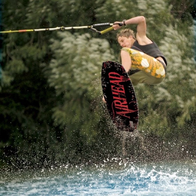 Pool & Beach: Water Sports