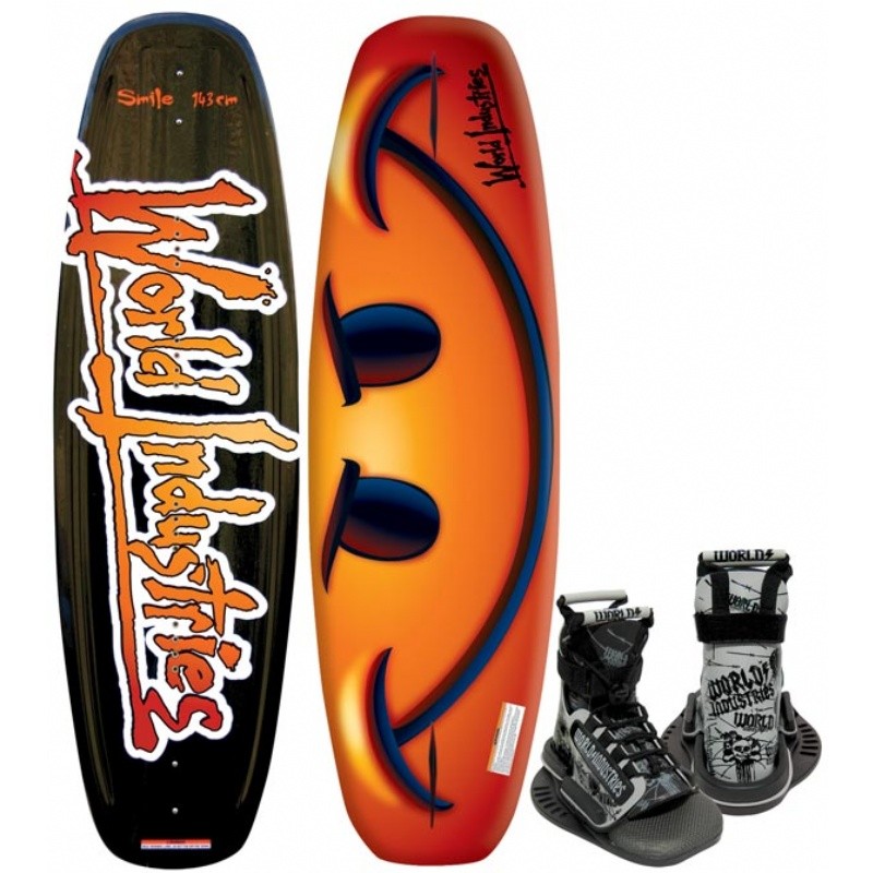 Pool & Beach: Water Sports: WI Smile Wakeboard with Mud Buddy Binding