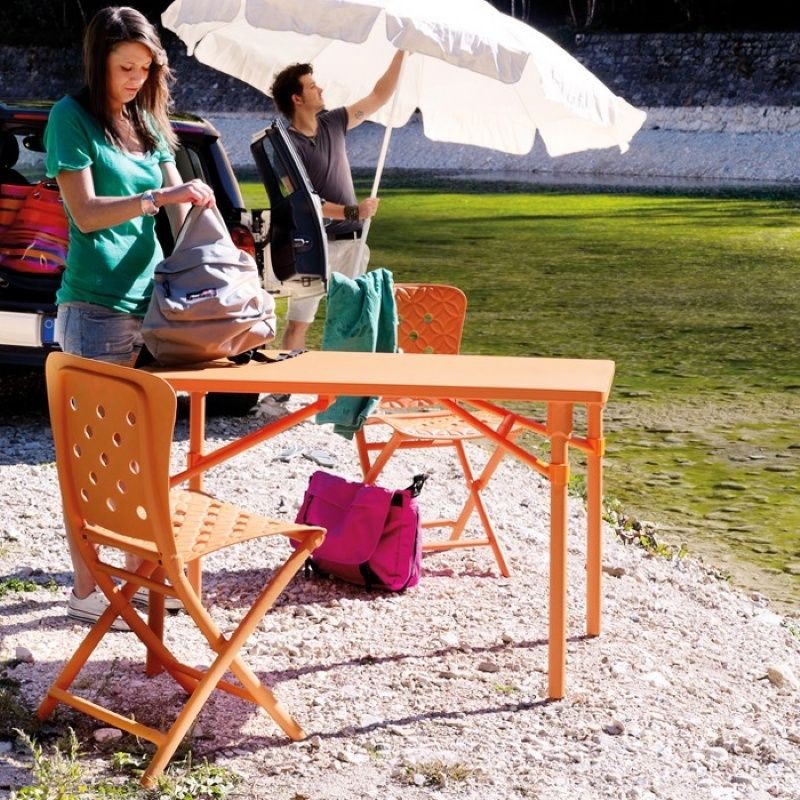 Zic Zac Spring Resin Folding Dining Set 3 Piece