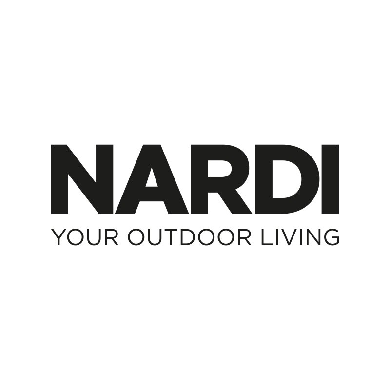 Outdoor Furniture: Nardi
