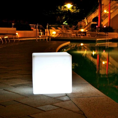 Cube Outdoor Light 14 inch SG-14CUBE